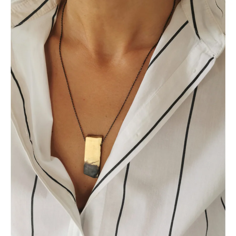 Urbanbake - Volver Unisex Necklace