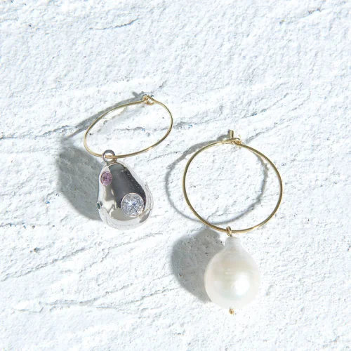 Duygu Nişancı Jewellery - Rainbow Pearl Hoop Earrings