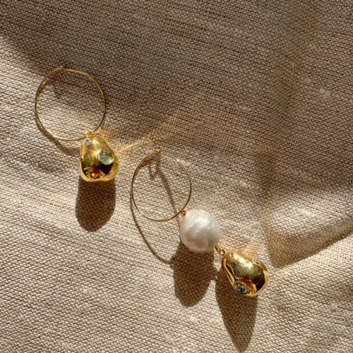 Duygu Nişancı Jewellery - Rainbow Pearl Hoop Earrings