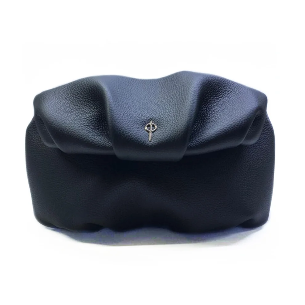 OTRERA - Matte Black Bag