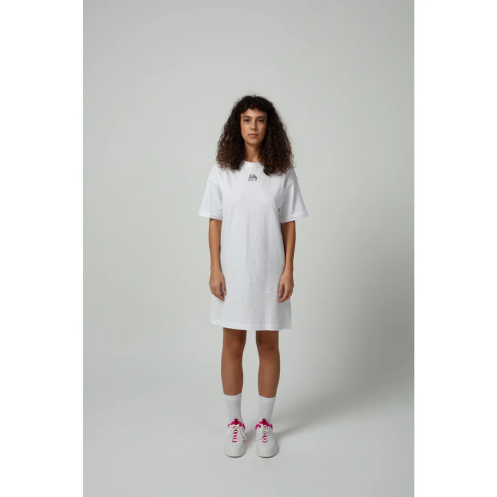 Fifty Pieces - Oversize T-shirt Elbise