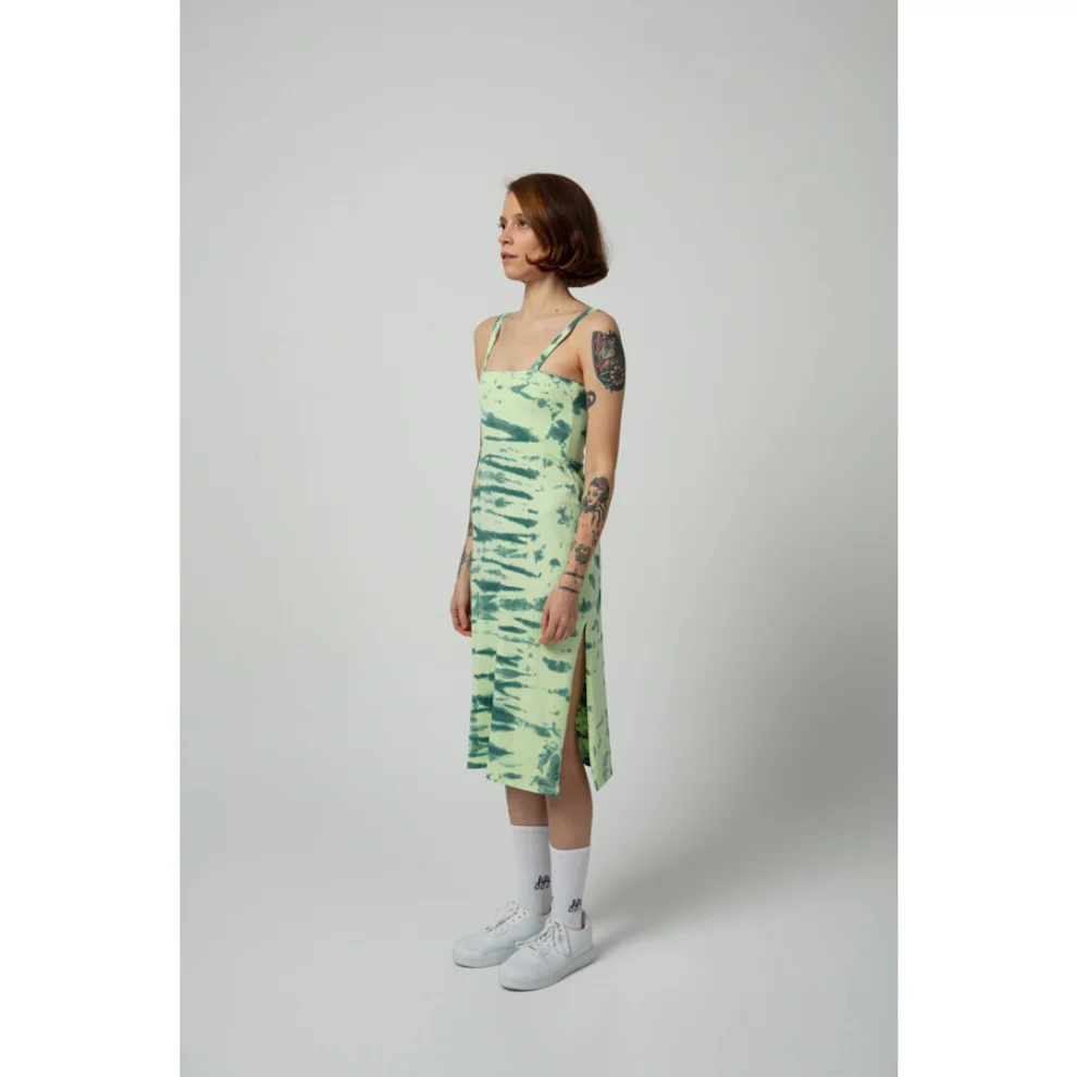 Fifty Pieces - Tye-Dye Midi Dress with a Slit