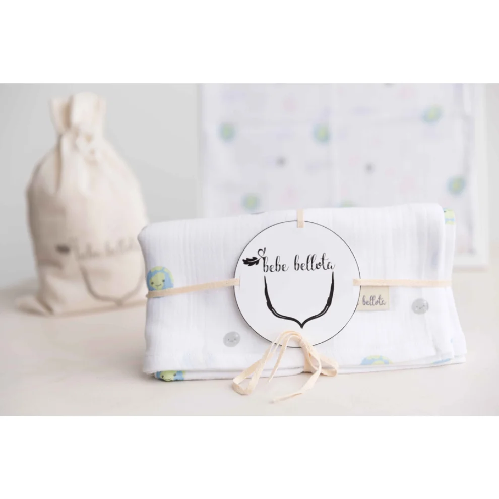 Bebe Bellota - Earth 2 Layer Organic Baby Muslin Sweddle