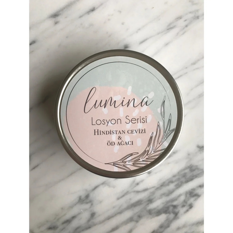 Lumina Candles - Lumina Hindistan Cevizi - Öd Ağacı Kokulu Losyon Mum