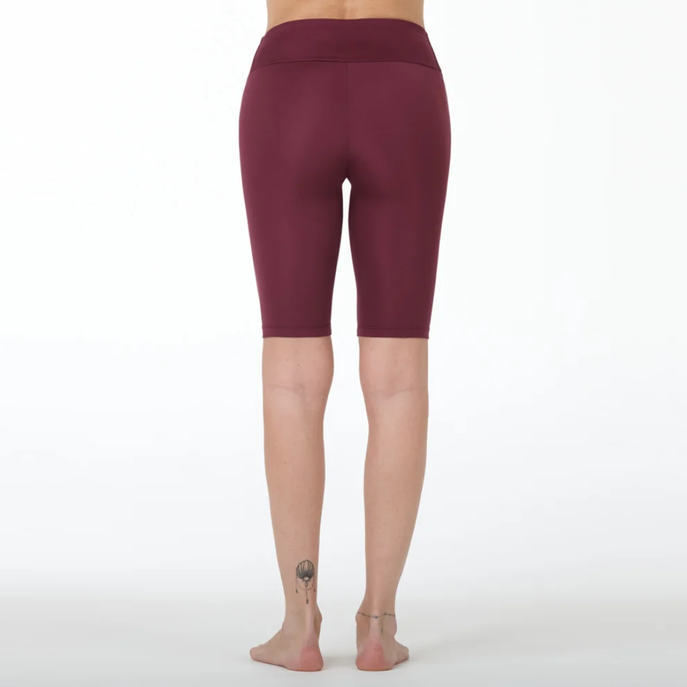 Nui Yoga - High Waist Short Leggings