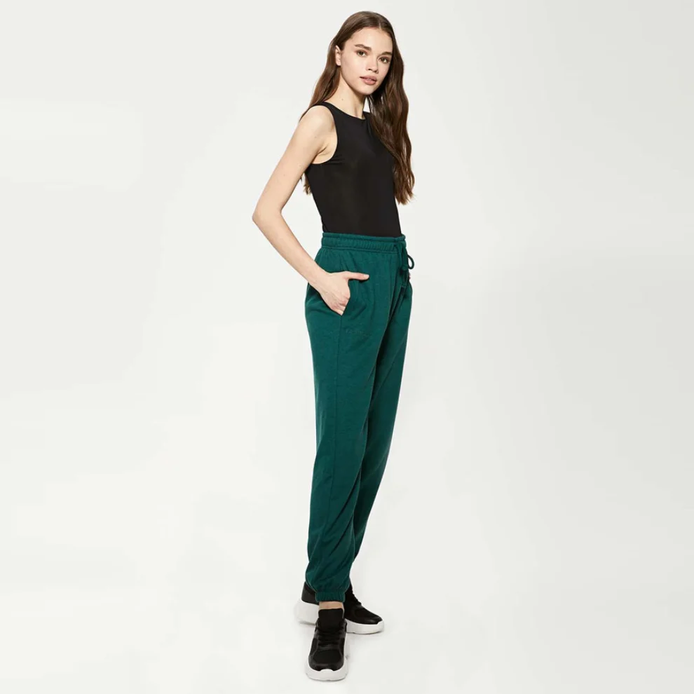 Eoselio - Recycled Premium Quality High-Waisted Jogger