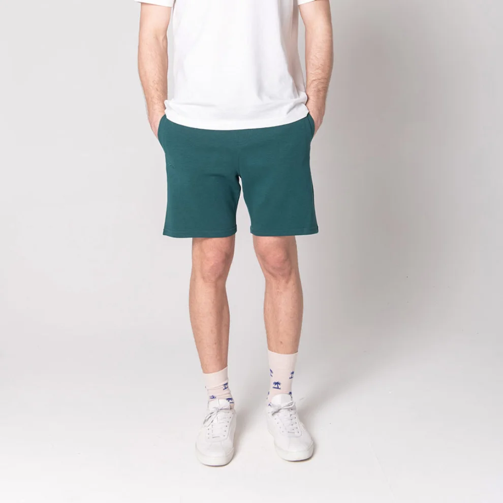 John Frank -  Basic Short