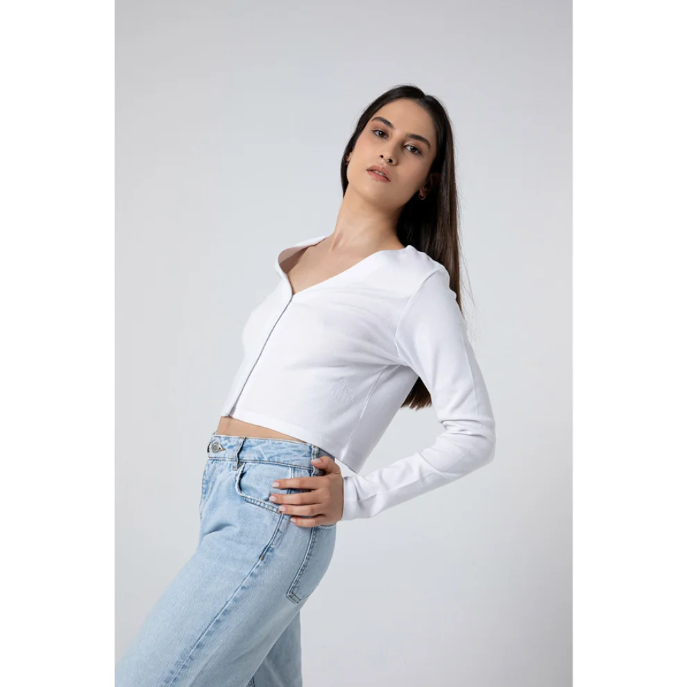 Fifty Pieces - Fifty Buttoned Crop Blouse