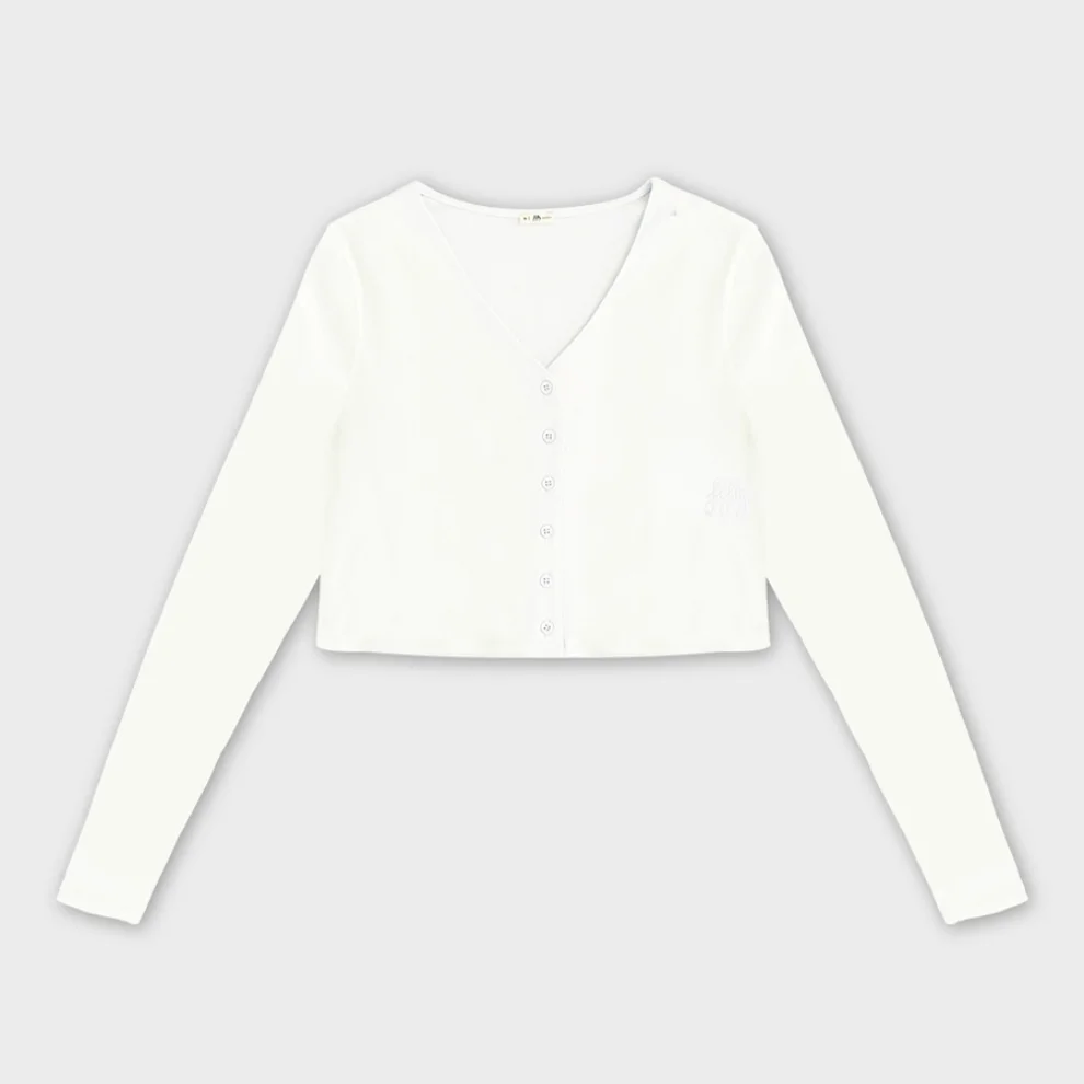 Fifty Pieces - Fifty Buttoned Crop Blouse