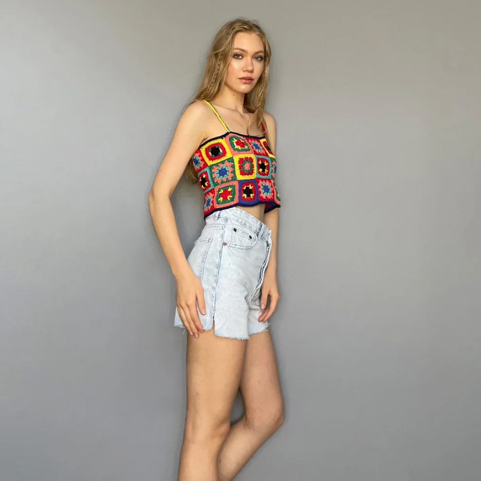 All We Knit - Pot - Pourri Crop Top