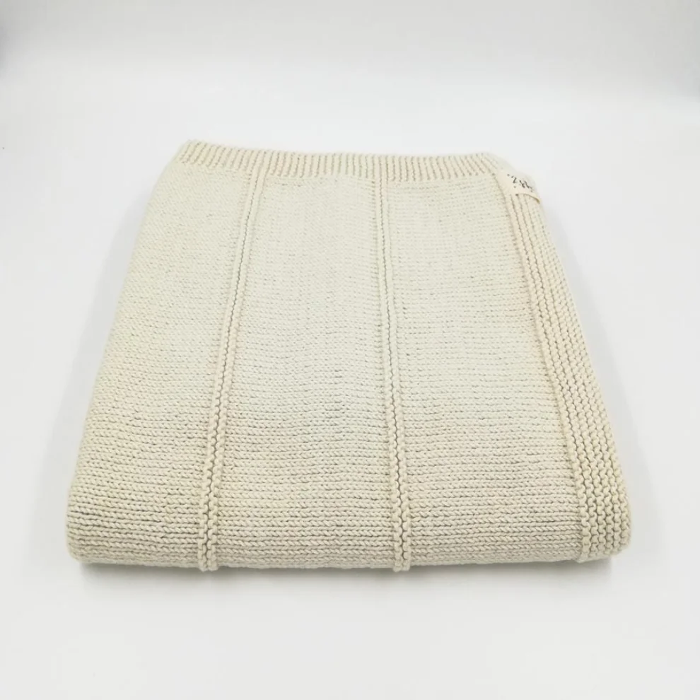 2 Stories - Line Organic Knitted Blanket