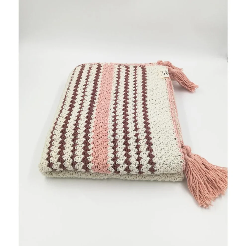 2 Stories - Bohem Organic Knitted Blanket