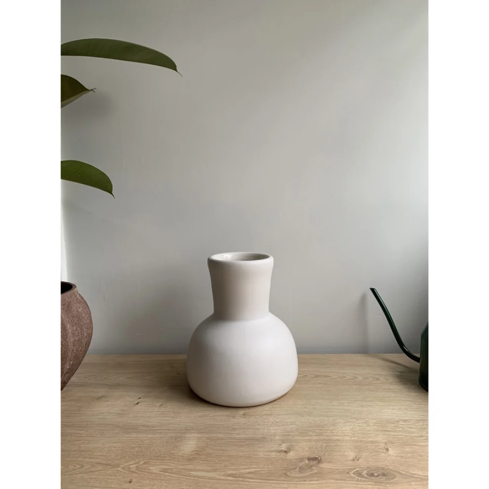 Beige & Stone - Laura Vase