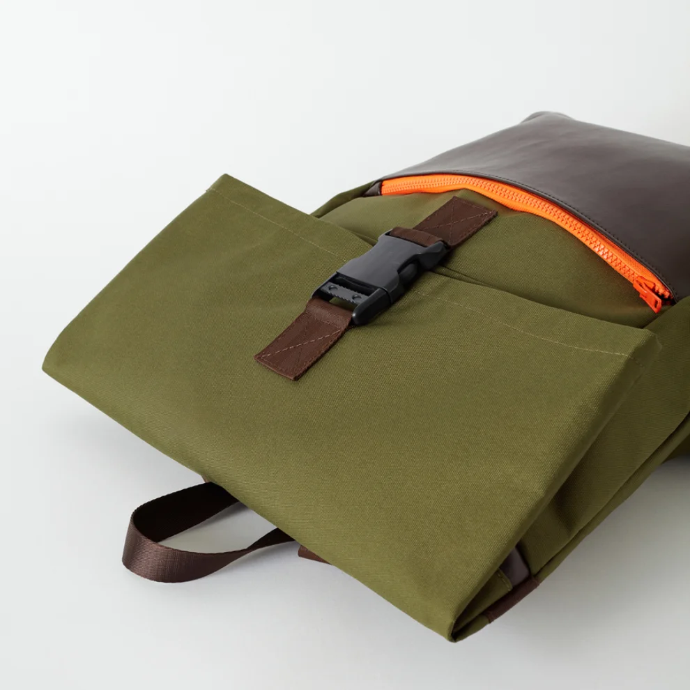 Design Studio Store - DD Discovery Backpack