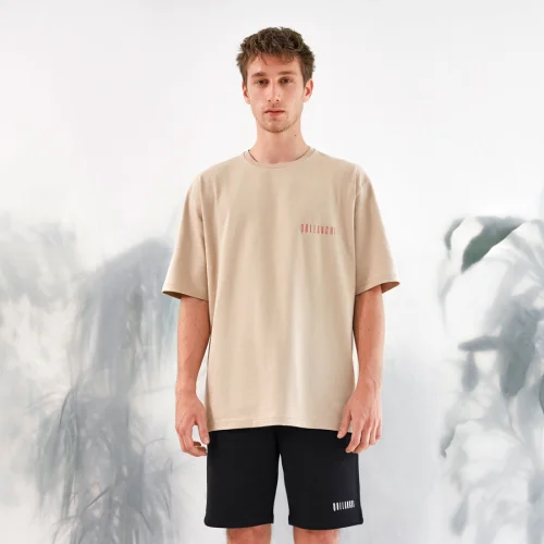 Qollanchi - Basic T-shirt