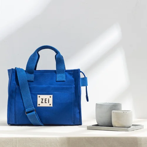 Zei - Medium Canvas Tote