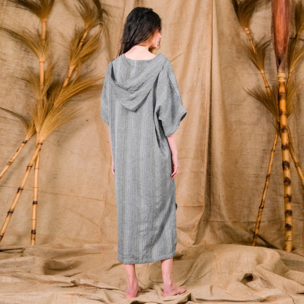 Altar - Ares Kaftan