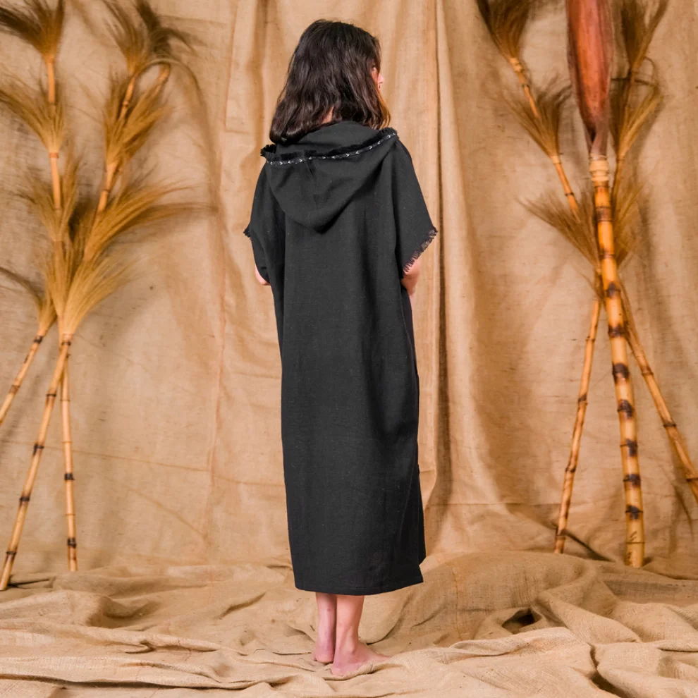 Altar - Ares Kaftan