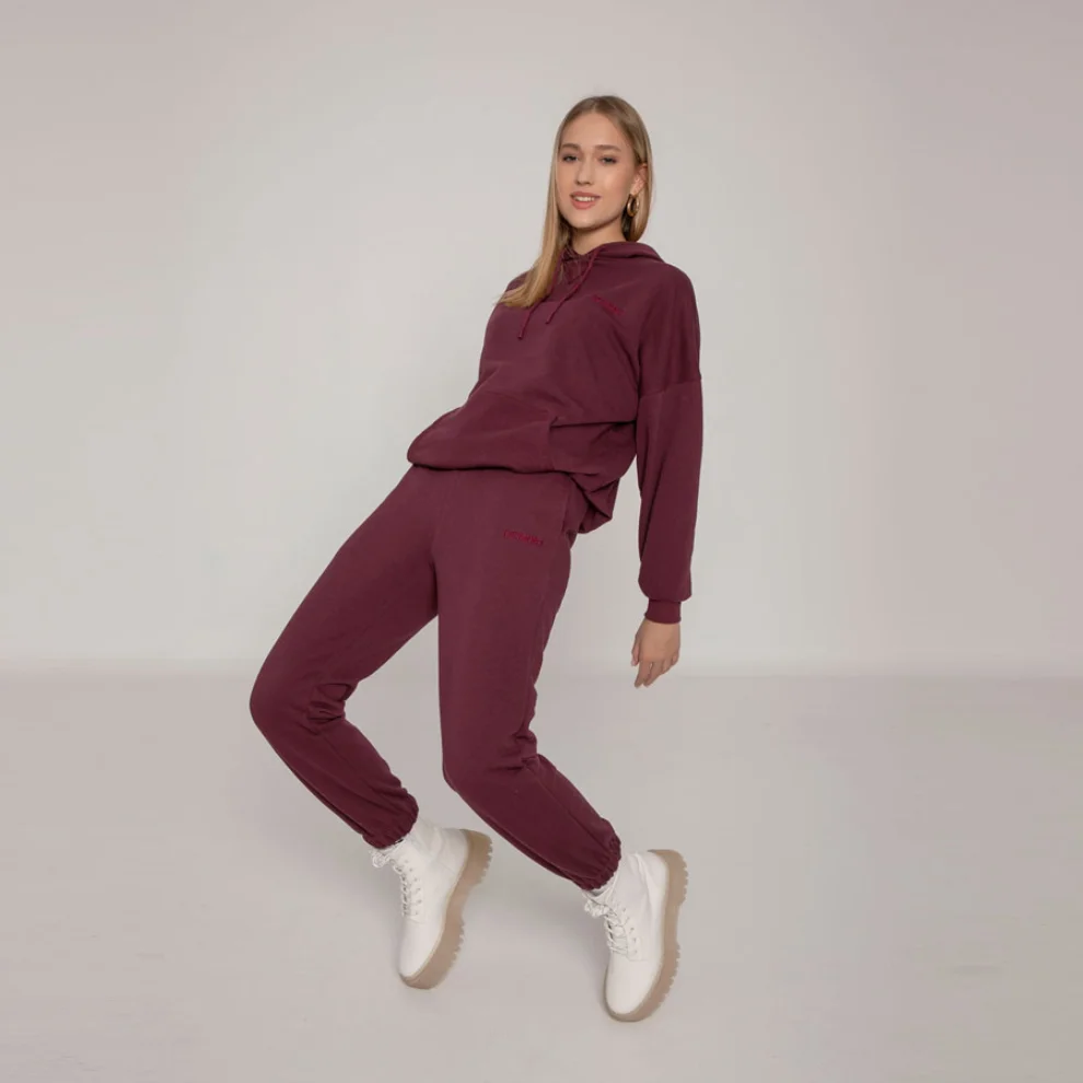 Cap Mes - Multiplied Tracksuit Set