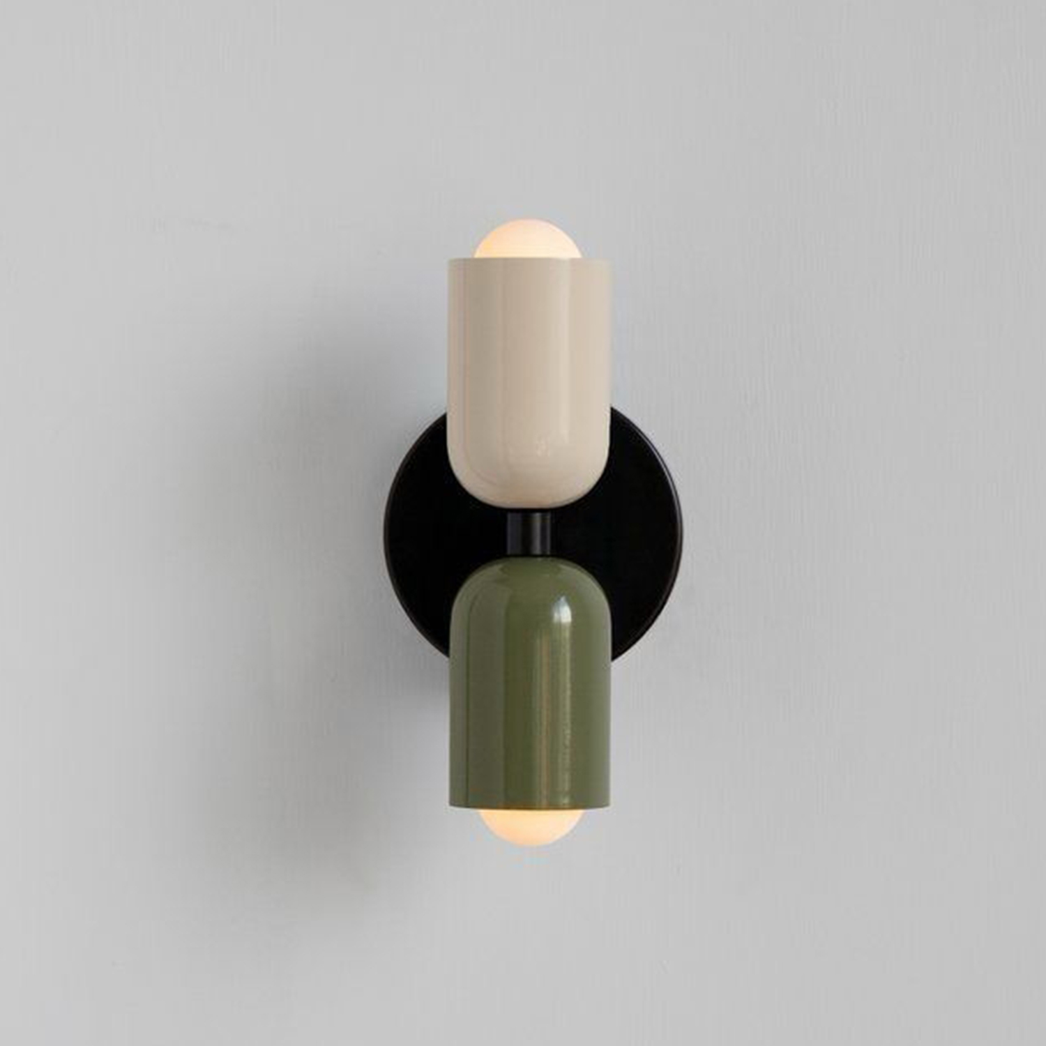 Vera Sconce