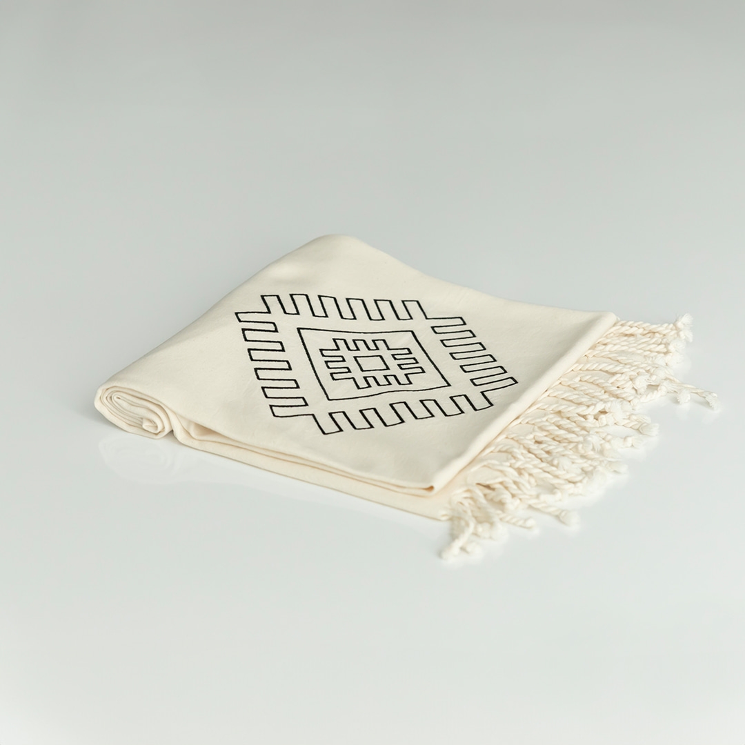 Dual Pitrak Symbol Embroidered Turkish Towel