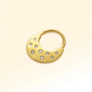 Taşlı Tırtıklı Helix Piercing