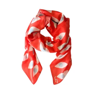 All Eyes On Me Pareo