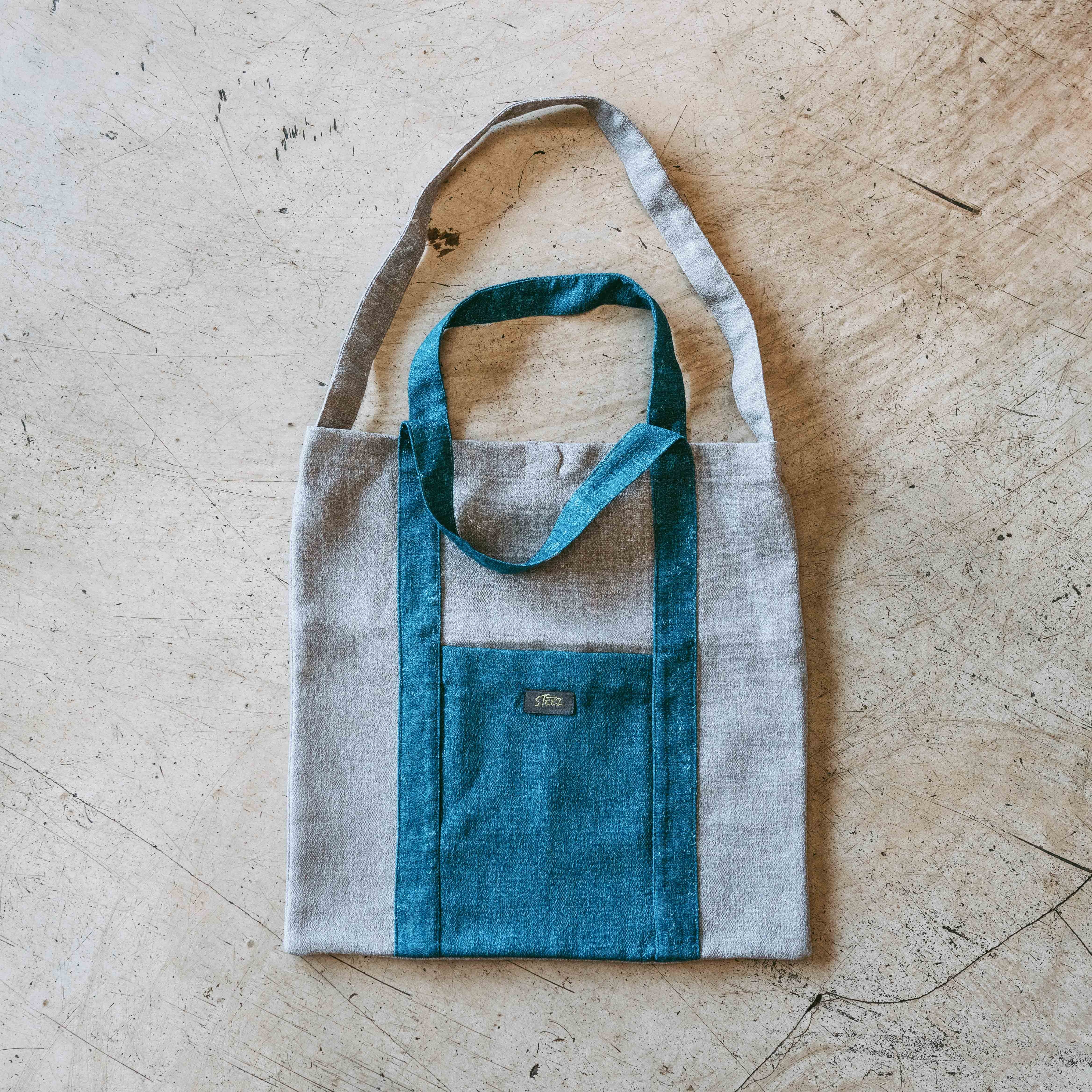 Banff Shoulder Bag